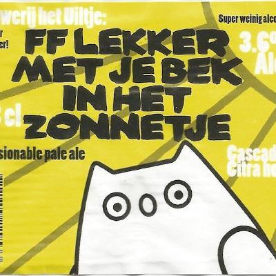 Uiltje lekker met je bek in het zonnetje Uiltje lekker met je bek in het zonnetje